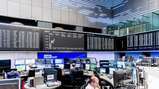 Borsa: l'Europa in recupero, l'oro ancora record