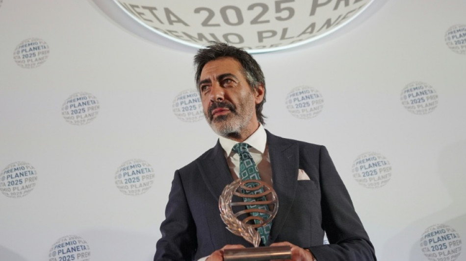 El Premio Planeta recompensa al medi&aacute;tico escritor espa&ntilde;ol Juan del Val