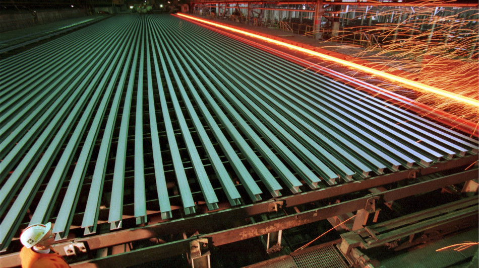 ++ Istat, produzione industriale in calo dell'1% a giugno, su anno -0,6% ++