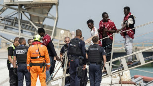 Plus de 170 migrants secourus lors d'une tentative de travers&eacute;e de la Manche