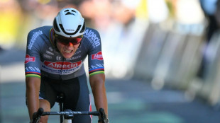 Une pneumonie met fin au Tour de France enchanté de Mathieu van der Poel