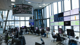 Borsa: l'Europa prosegue in rialzo dopo la Bce, Milano +0,4%