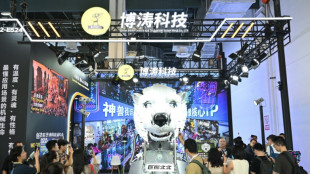 L'IA dans la poche: les smartphones du futur s'exposent au salon de Shanghai