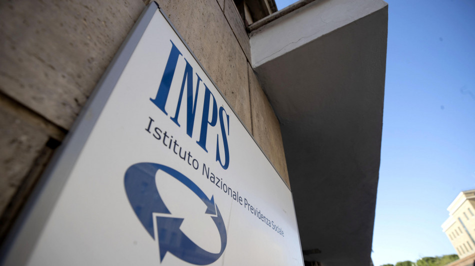 Inps, per donne retribuzioni 29% inferiori a uomini nel 2024