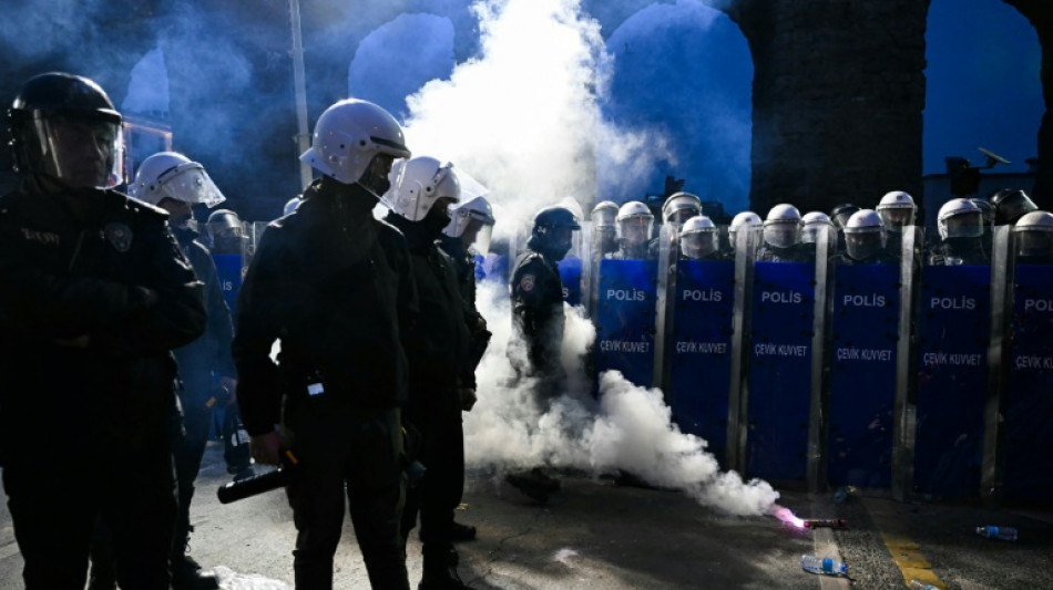 Türkei verhängt Sendeverbot für Oppositionskanal - BBC-Journalist ausgewiesen