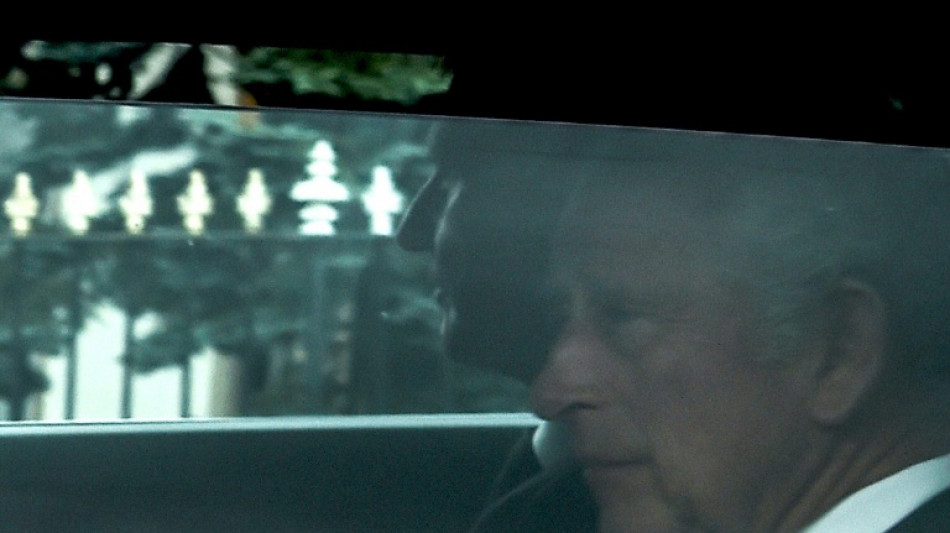 K&ouml;nig Charles III. auf dem Weg von Balmoral nach London