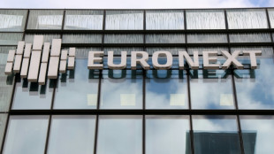 La Bourse de Paris recule, la tech inqui&egrave;te