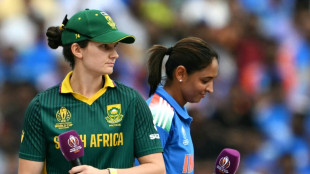 South Africa opt to bowl against India in Women's World Cup final