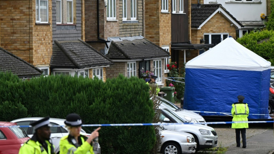 Royaume-Uni: le suspect d'un triple meurtre &agrave; l'arbal&egrave;te arr&ecirc;t&eacute; apr&egrave;s une journ&eacute;e de cavale