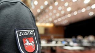 T&ouml;dlicher Schwertangriff auf Ehemann: Frau aus Niedersachsen kommt in Psychiatrie