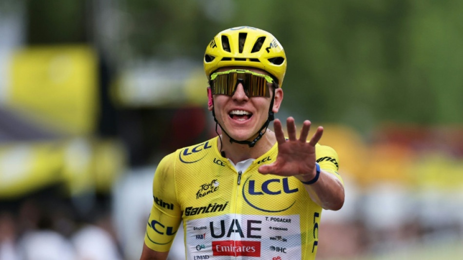 Pogacar se instala en la mesa de los m&aacute;s grandes de la historia del Tour