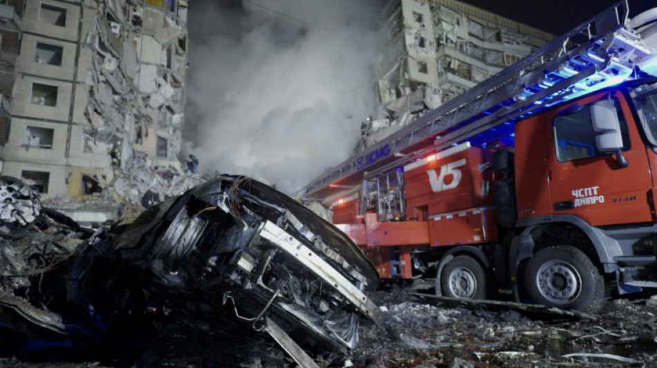 Ukraine meldet mindestens 14 Tote bei russischem Angriff auf Wohnhaus in Dnipro
