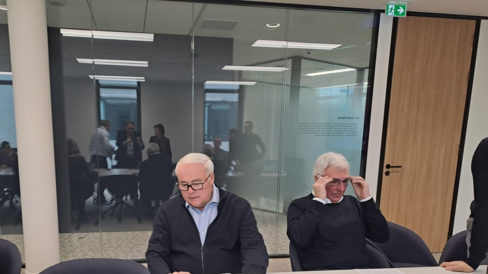 Stm, trimestre in rosso, ricavi gi&ugrave; a 2,77 miliardi di dollari