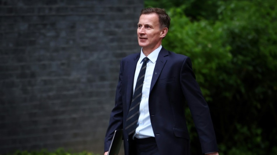 Grande-Bretagne: "d&eacute;cisions difficiles" &agrave; venir selon Londres &agrave; cause d'un "trou financier"