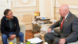 EUA e Col&ocirc;mbia concordam em 'melhorar' combate &agrave;s drogas ap&oacute;s disputa Petro-Trump