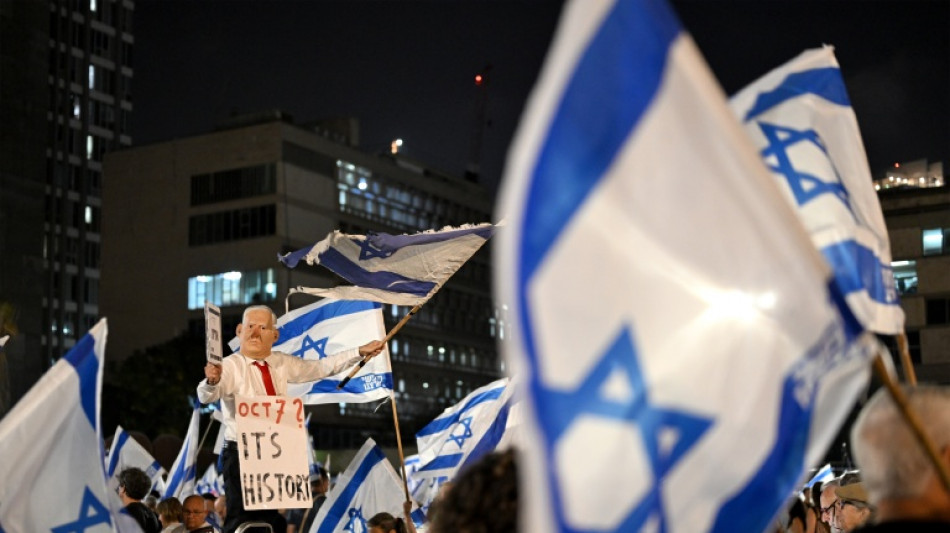 Tech firms track Wall St rally on mixed day for Asian markets