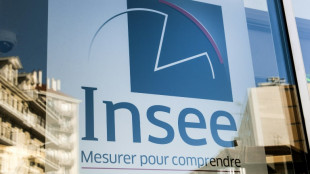 France: l'emploi salari&eacute; quasi-stable au 2e trimestre, selon l'Insee