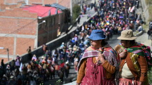 Milhares de trabalhadores tomam La Paz em protesto contra o governo da Bol&iacute;via