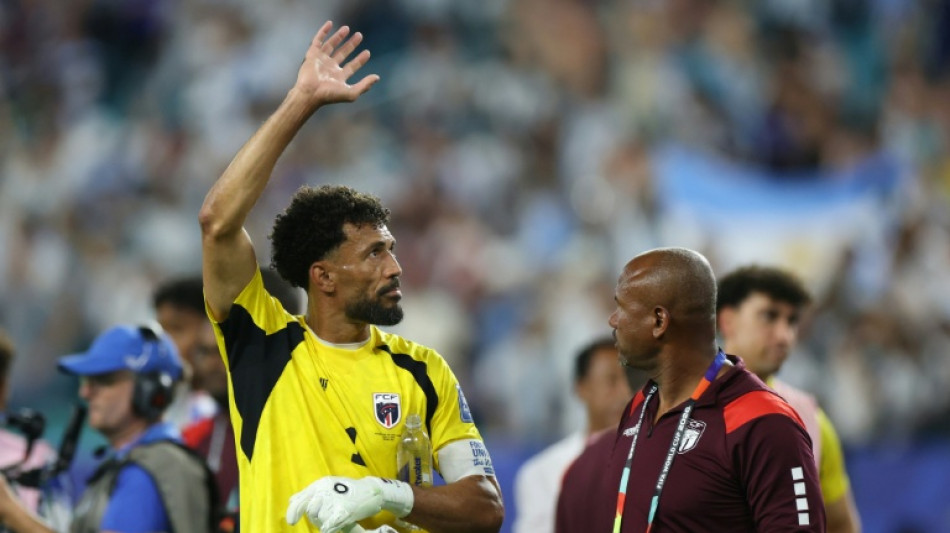 After stellar World Cup, Cape Verde goalkeeper heading to Chile