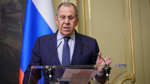 Rusia considera una "amenaza" la "retórica nuclear" de Macron