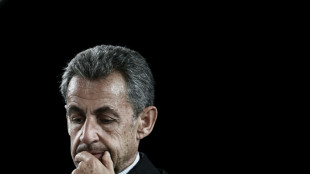 Ex-Pr&auml;sident Sarkozy bleibt auch in Haft Mitglied von Verwaltungsr&auml;ten