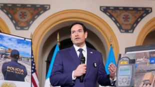Rubio, la figura bilingüe y el doble lenguaje del "EEUU primero" de Trump
