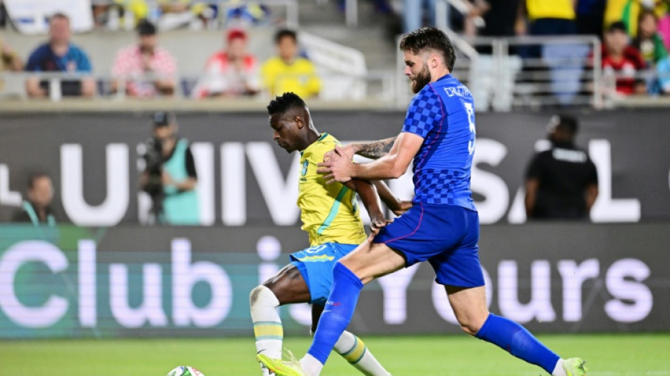Luiz Henrique: Ap&oacute;s 24 anos de espera, Brasil tem a 'ambi&ccedil;&atilde;o de ganhar a Copa'