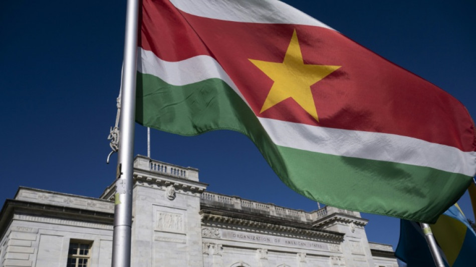 Homem que matou 9 pessoas no Suriname cometeu suic&iacute;dio na pris&atilde;o