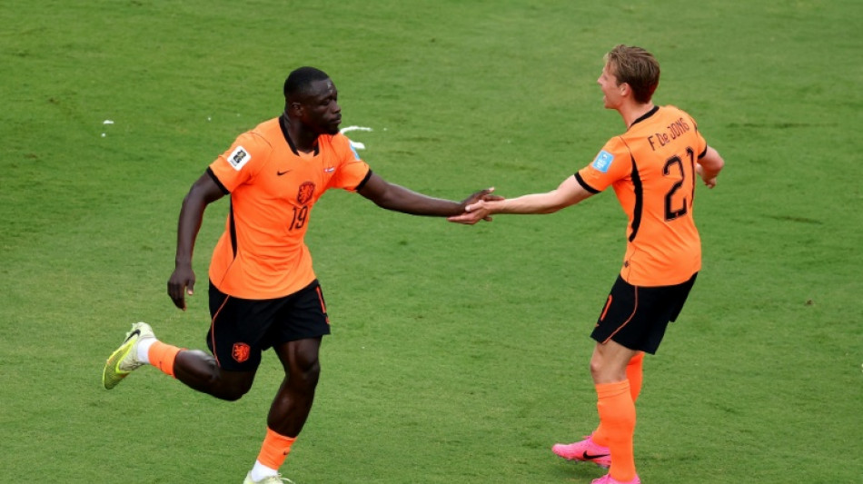 Dutch march into World Cup knockouts as group winners