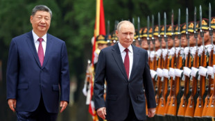 Xi e Putin ratificam rela&ccedil;&atilde;o 'inabal&aacute;vel' &agrave; prova de turbul&ecirc;ncias mundiais