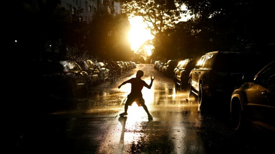 Onda de calor sufocante atinge a costa leste dos Estados Unidos