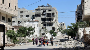 Bombardements isra&eacute;liens intenses sur Gaza, des milliers d'habitants fuient