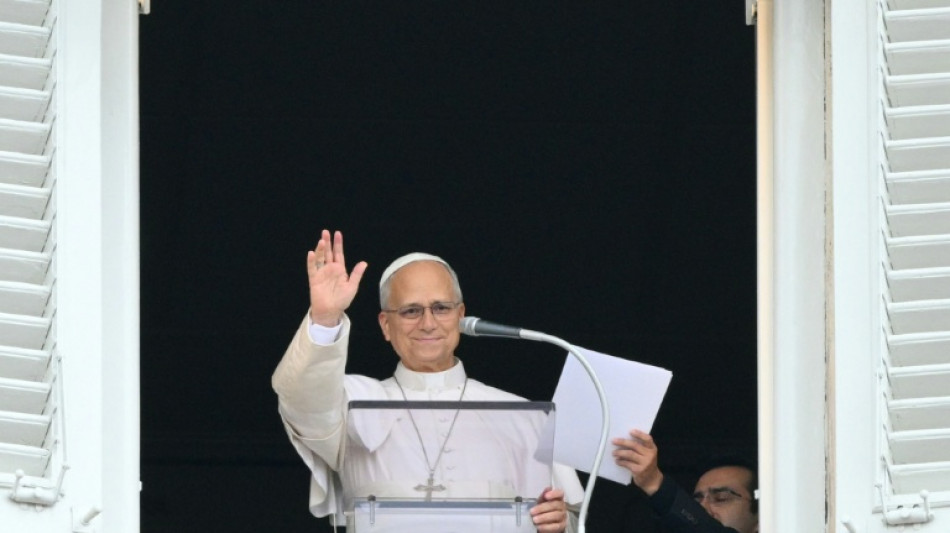 F&uuml;nf Tage nach Lungen-OP: Papst spricht Angelus-Gebet vor tausenden Gl&auml;ubigen