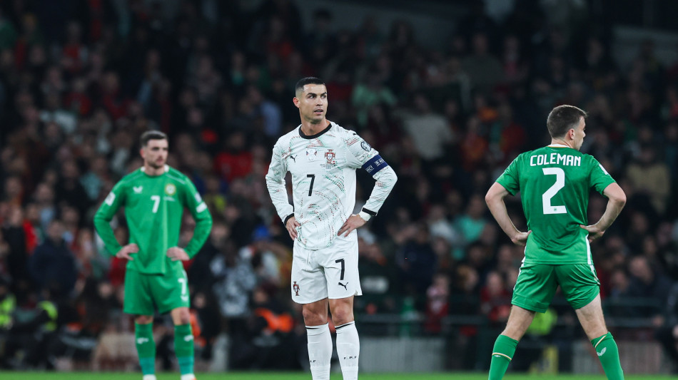 Mondiali:follia CR7, gomitata a avversario,rosso e Portogallo ko