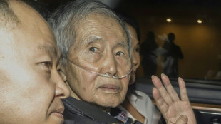 Parentes de v&iacute;timas de Fujimori pedem que Corte IDH declare Peru em desacato