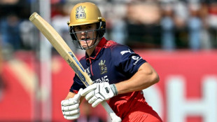 England's Bethell leaves IPL after finger injury