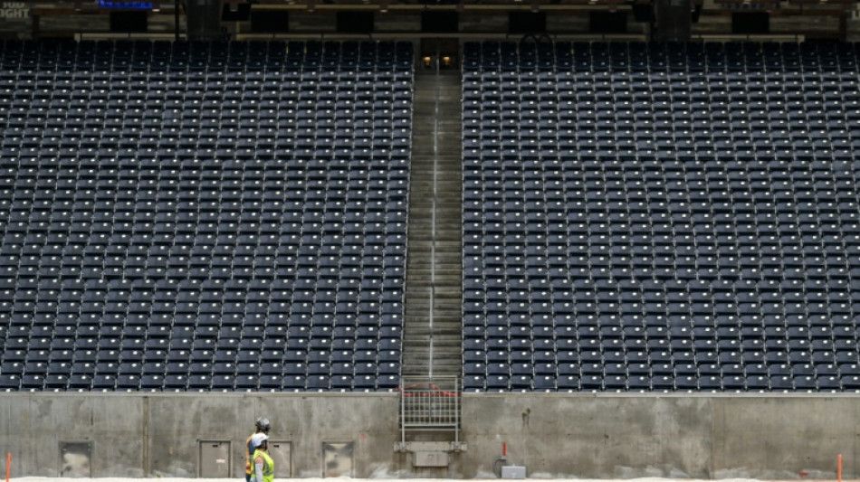 Houston transforma seu est&aacute;dio para a Copa do Mundo e prepara for&ccedil;a policial multil&iacute;ngue