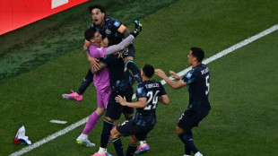 Paraguay echa a Alemania del Mundial, Martinelli mete a Brasil en octavos