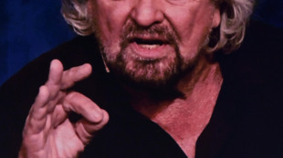 Toninelli, Grillo va avanti, impugner&agrave; il simbolo del M5s