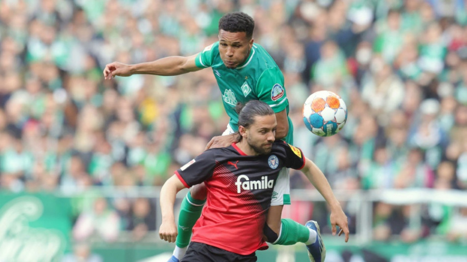 Werder stolpert, Schalke k&auml;mpft: Wechsel an der Spitze