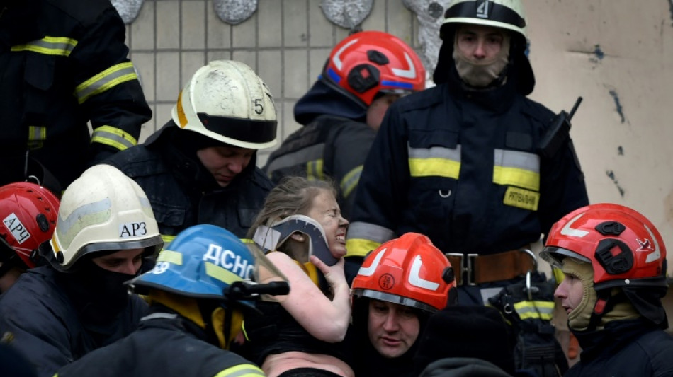 M&aacute;s de 20 muertos tras el bombardeo ruso en Dnipr&oacute;, en el este de Ucrania