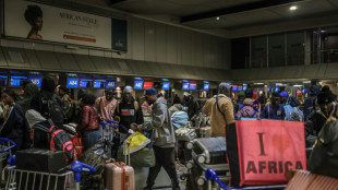 First 300 Ghanaians leave S.Africa after xenophobic tensions