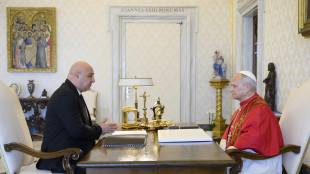 Il Papa vede Aoun, Santa Sede sostiene l'intesa per la pace