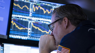Wall Street apre in calo, Dj -0,37%, Nasdaq -0,40%