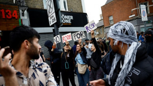 Rechtsradikale Ausschreitungen in Gro&szlig;britannien: Haftstrafe wegen Hass-Posts