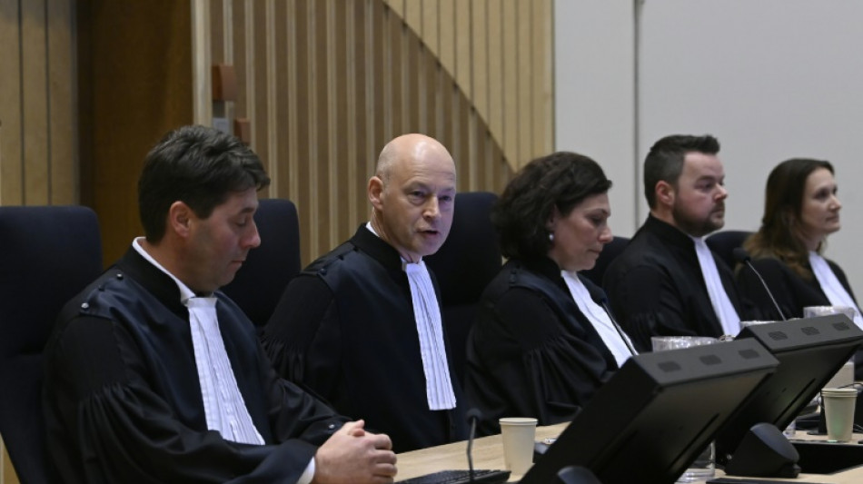 Lebenslange Haft f&uuml;r drei Angeklagte in Prozess um MH17-Abschuss in Niederlanden