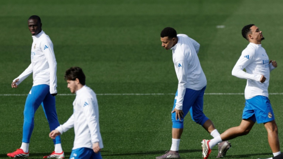 Com les&atilde;o no joelho, Mbapp&eacute; deve desfalcar Real Madrid contra o Benfica