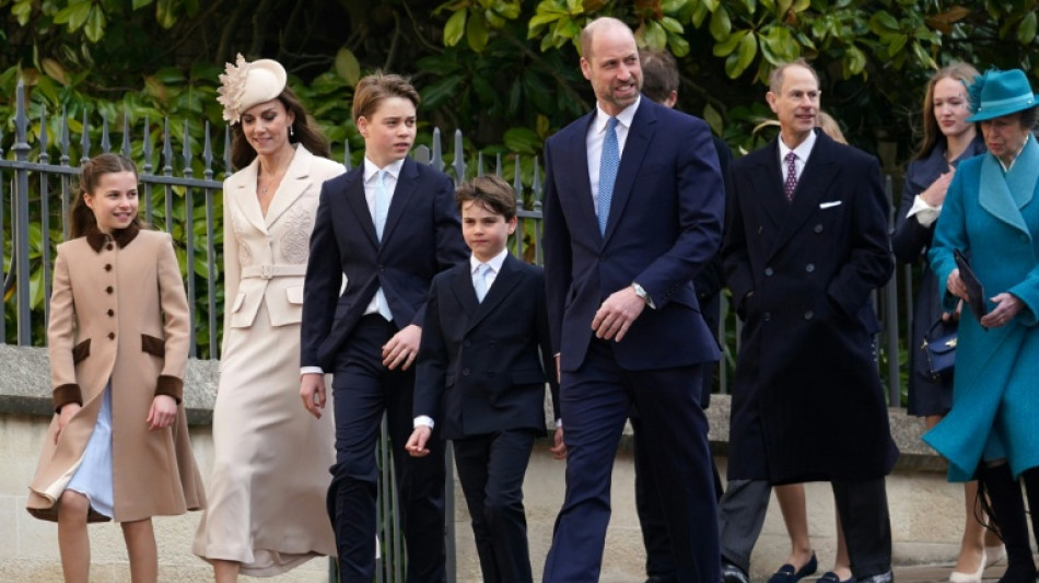 La famille royale britannique se montre unie &agrave; une messe de P&acirc;ques