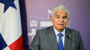 Panamá tilda de mentira "intolerable" que barcos de EEUU cruzarán gratis el canal