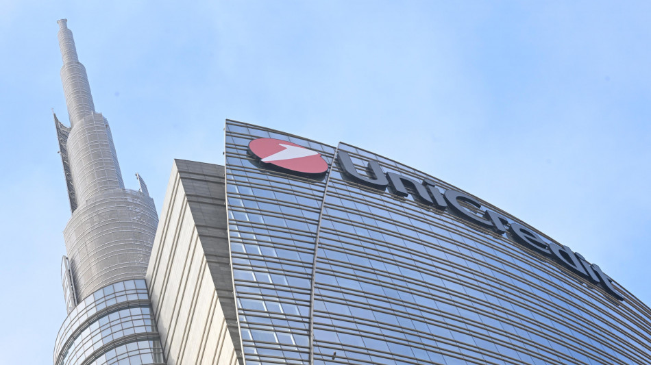 Unicredit ancora record, nel trimestre utile a 3,2 miliardi